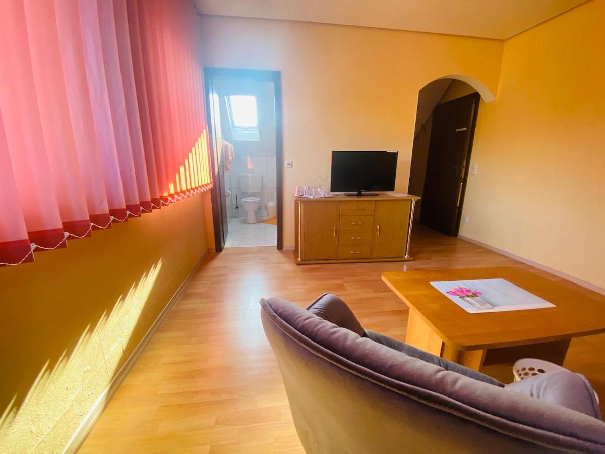 Waldfenster Pension Schmitt מראה חיצוני תמונה